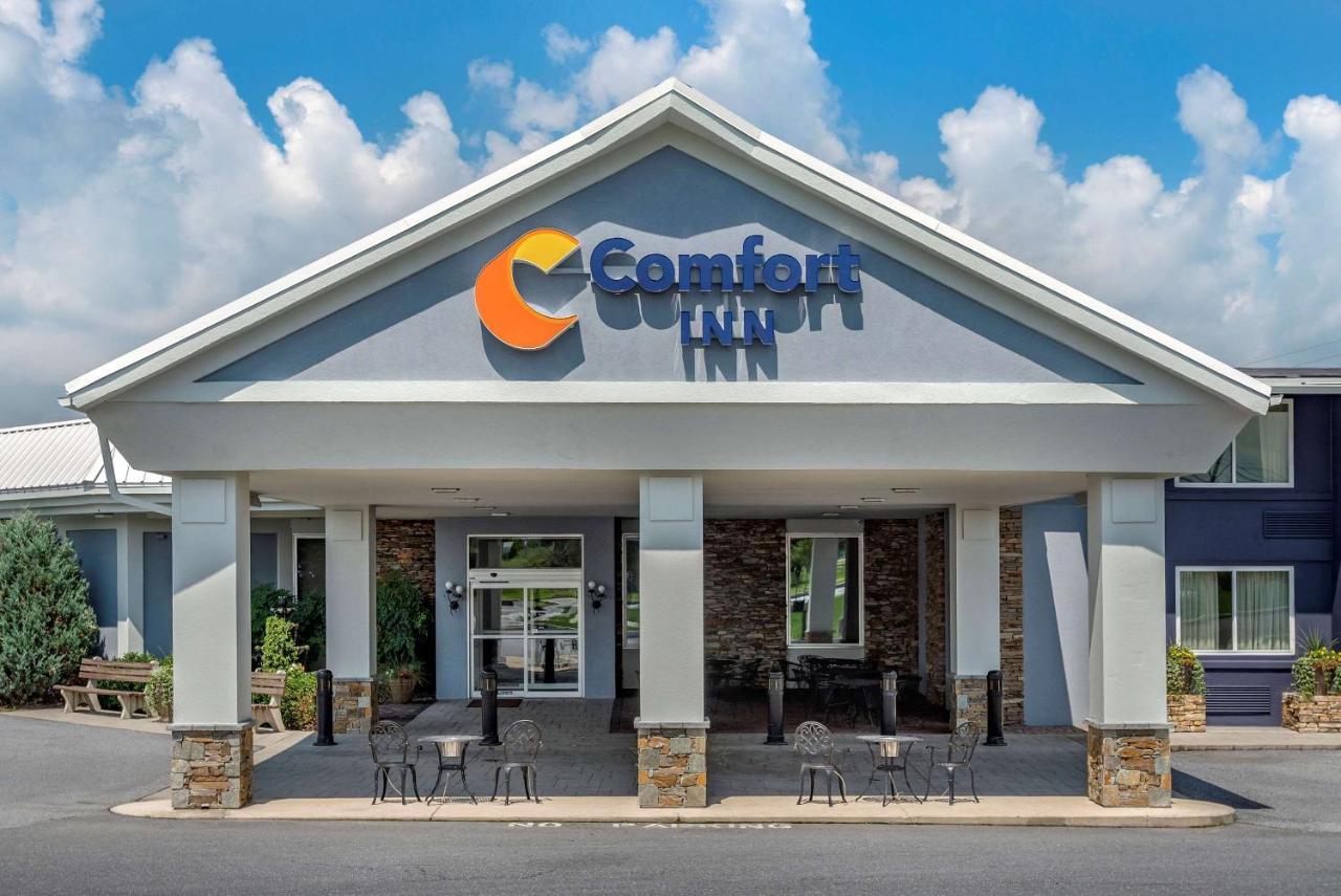 Comfort Inn Lancaster County North Denver Exterior foto