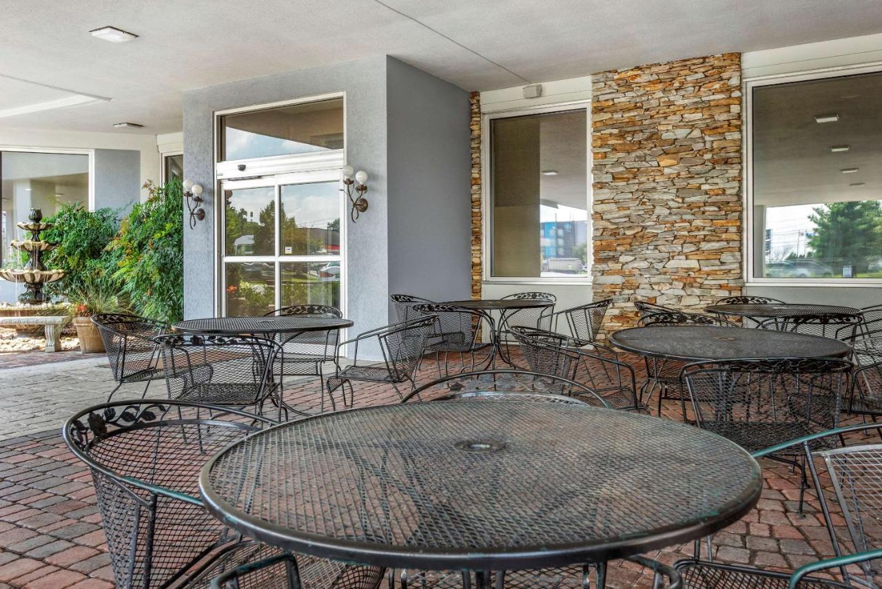 Comfort Inn Lancaster County North Denver Exterior foto
